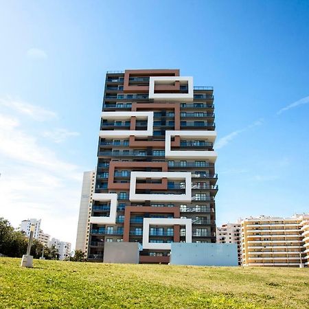 Rocha Tower By Beach Rentals Exteriör bild