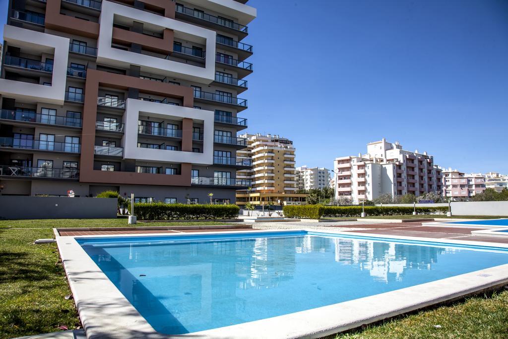 Rocha Tower By Beach Rentals Exteriör bild