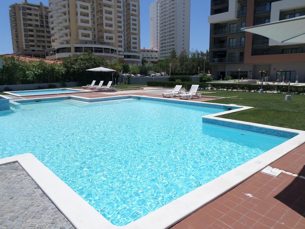 Rocha Tower By Beach Rentals Exteriör bild